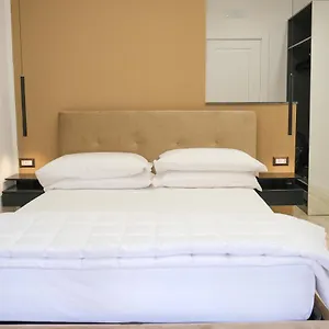 https://aroma-apartament-and-bb-maschio-angioino.hotels-amalfi.com